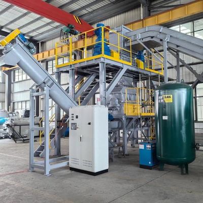 Αγορά 1.5t/H - 2t/H Μηχανή ανακύκλωσης μπαταριών ιόντων λιθίου Σύστημα αυτόματης θρυμματομηχανής online manufacture
